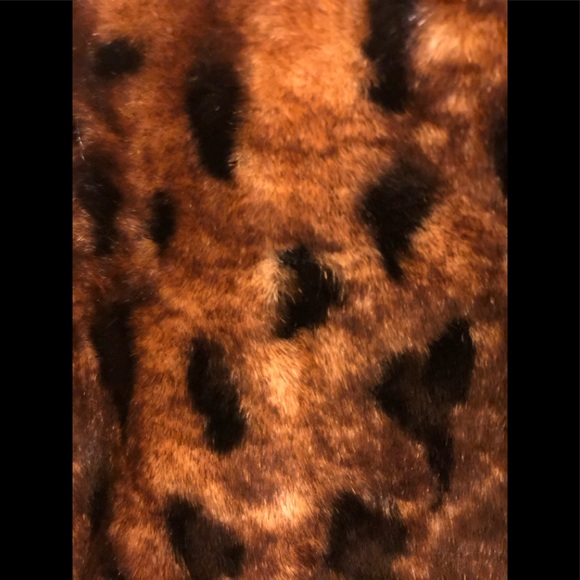 TIANNI FAUX FUR SHOULDER TOTE - Picture 5 of 7